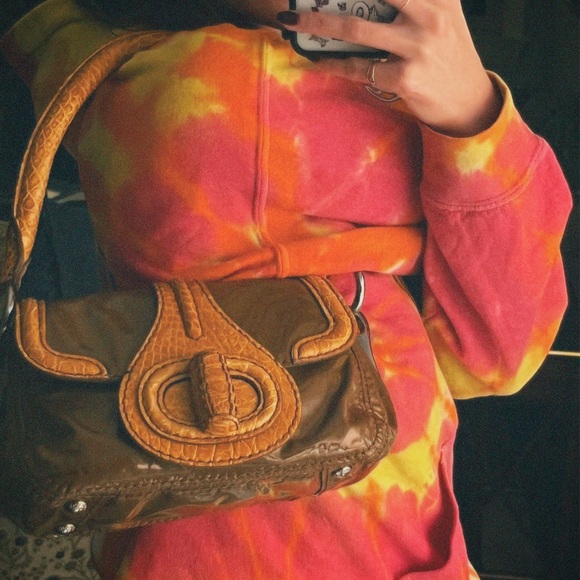 Prada Vernice Pattina Sottospalla Patent Leather Bag, FW 2010 - Picture 6 of 8